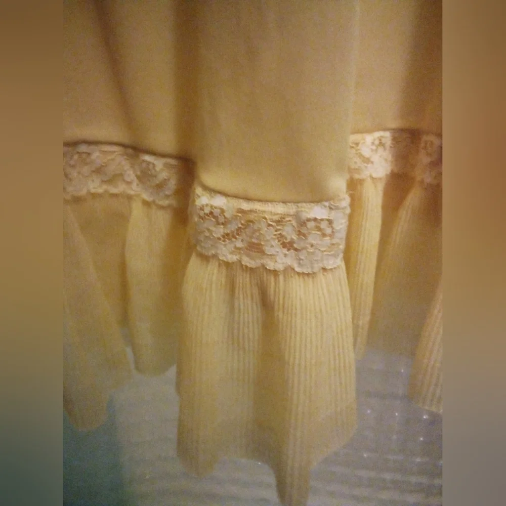 Beautiful Vintage Yellow Kayser Nightie Nightgown Size 34 Pinup Photography